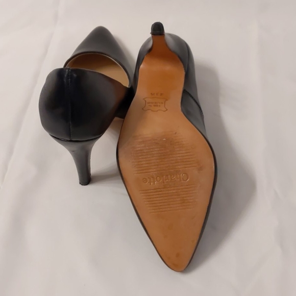 Pumps - Picture 4 of 4